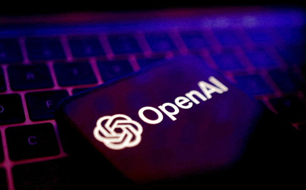 OpenAI sorprende con dos modelos de inteligencia artificial gratuitos y personalizables